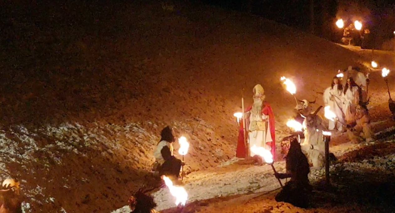 https://www.casamuffolina.it/immagini_news/28-11-2023/1701180418-205-.jpg